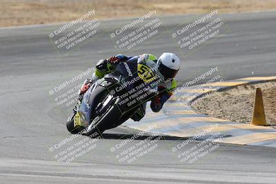 media/Feb-07-2025-CVMA Friday Practice (Fri) [[7034960ba2]]/4-Racer 4/Session 3 (Turn 8)/